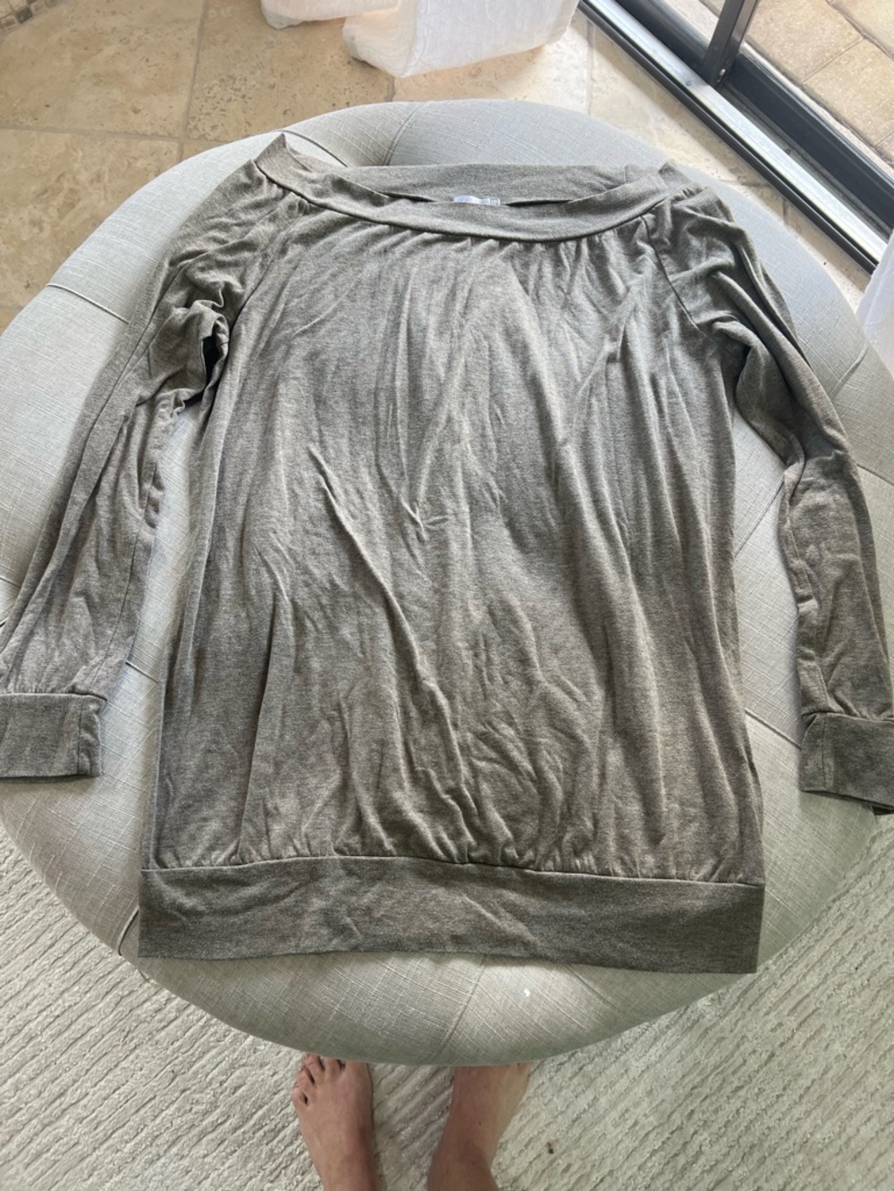 Lightweight Olive Long-Sleeve Tunic Top
